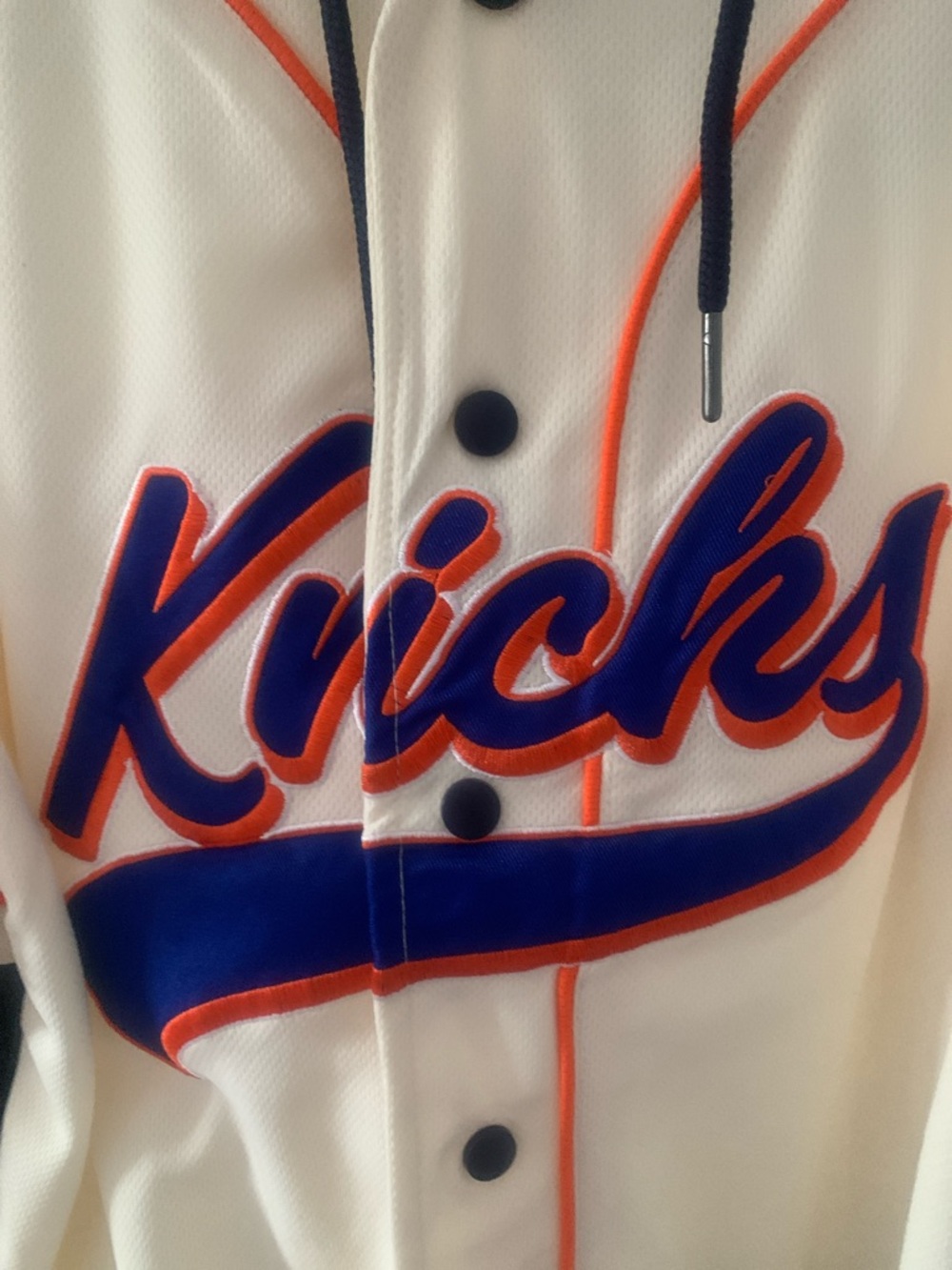 KNICKS - Picture 3 of 14